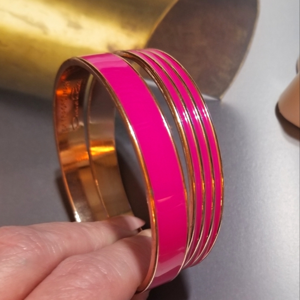 TWO Oscar de la Renta Hot Pink Rose gold plated Bangle Bracelets - Picture 4 of 6